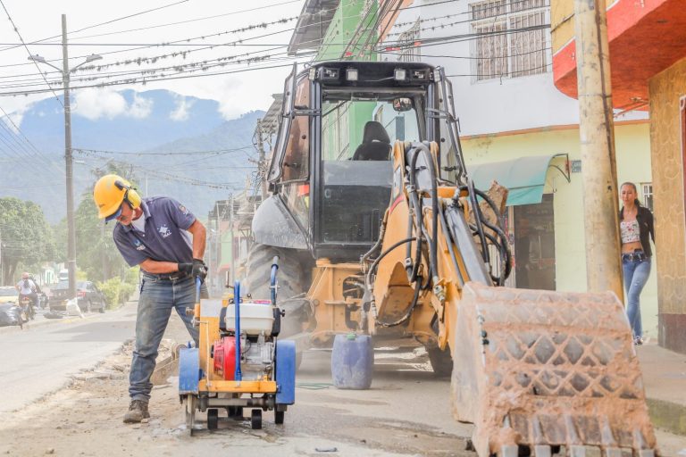 “Por obras del IBAL, ya no nos inundamos”: habitante del barrio Garzón