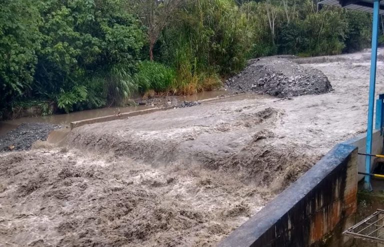 Por fuertes lluvias, IBAL suspendió captación en Cay y Combeima