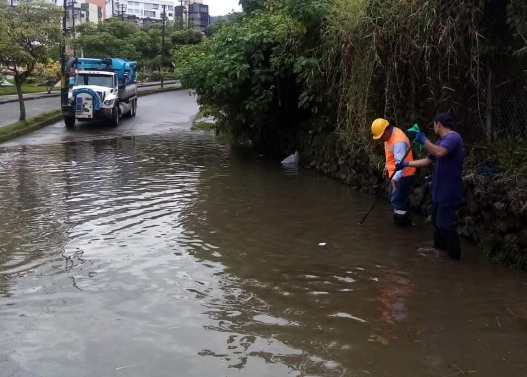 Equipo Vactor apoyó inundaciones en el Combeima y otros barrios de Ibagué