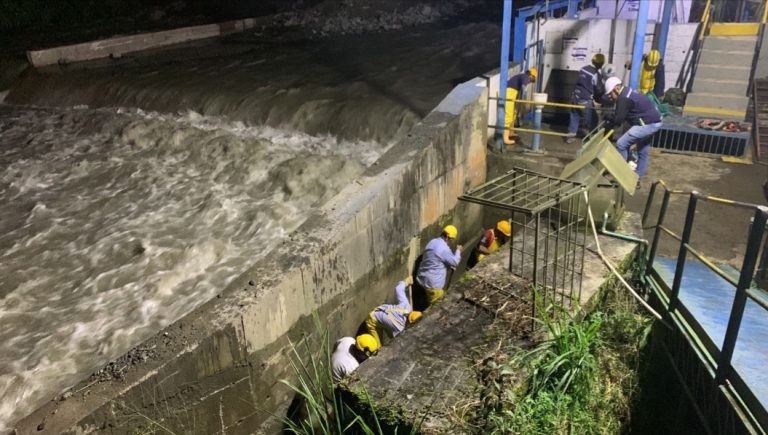 Continuamos en alerta por lluvias que afectan la captación, potabilización y suministro de agua.