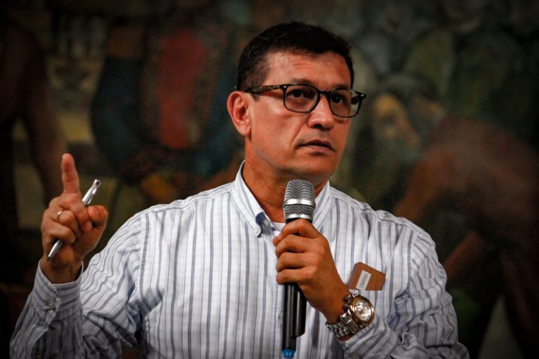 Gerente ( e) del IBAL advierte que personal operativo no puede recibir dinero por arreglos