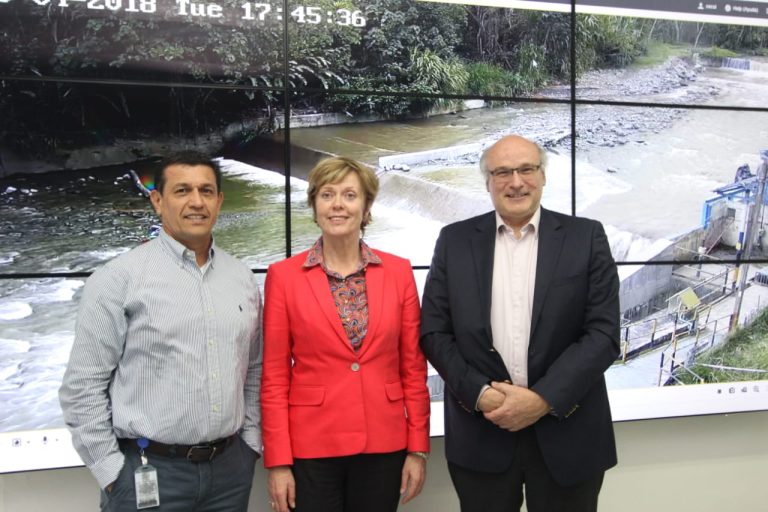 Energías limpias a través de turbinas otra alternativa para ampliar los servicios por parte del IBAL, hoy una alternativa se presenta desde Austria con su embajadora