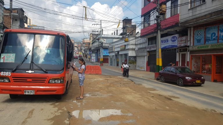 El IBAL, cumplió, terminó y entregó las obras de rehabilitación de las redes y la construcción de pozo de 7 mts de alto, en la cra. 4 entre calles 18 y 19 de Ibagué