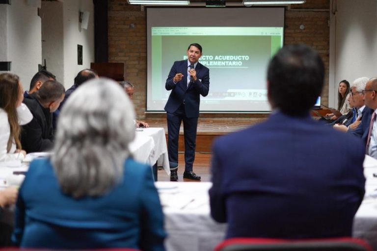 Alcalde gestiona ante el MinVivienda recursos para terminar el Acueducto Complementario de Ibagué
