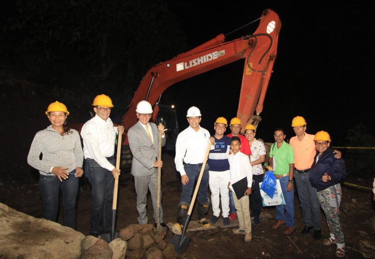 CORTOLIMA, La Alcaldía de Ibagué y el IBAL inician construcción de colector de quebrada La Guadaleja, como aporte al saneamiento básico de #Ibagué
