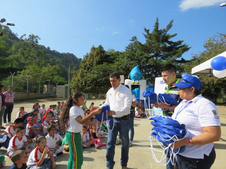 IBAL educa llegó a Cay