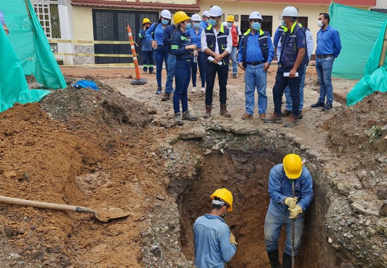 A buen ritmo avanzan las obras de reposición de redes de acueducto y alcantarillado en Ibagué