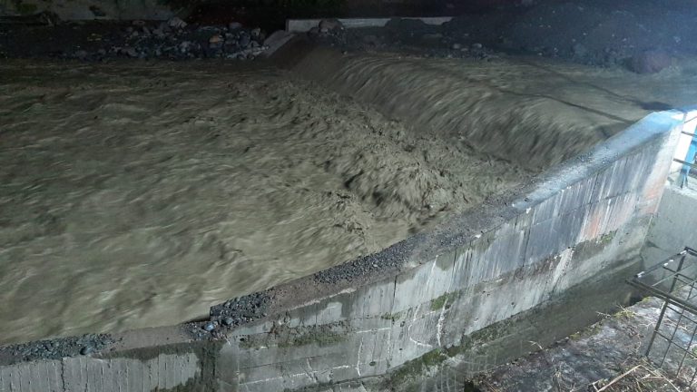 IBAL trabaja en restablecimiento del 100% del servicio de agua