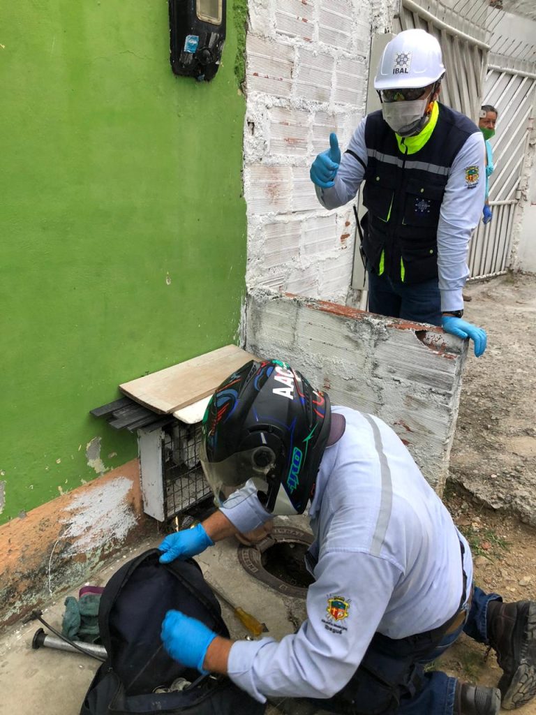 Estamos apoyando a los ibaguereños y le aseguramos agua a nuestros usuarios🤝🏻👷🏻‍♂️