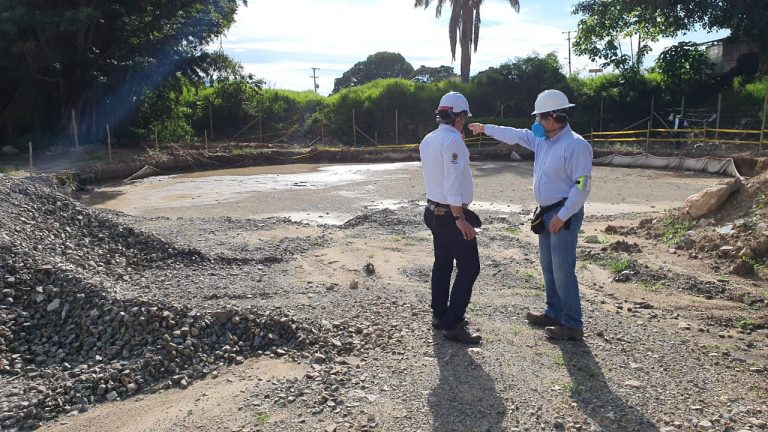 👷🏻‍♂️👷🏼‍♀️ Este lunes 4 de mayo iniciamos con verificación en campo y jornadas de reinducción para trabajadores de las obras del proyecto “Acueducto Complementario”.