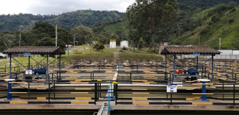 🗣️ Altos niveles de sedimentación en la planta de tratamiento de agua potable afectaron la continuidad del servicio en algunos sectores de la ciudad.