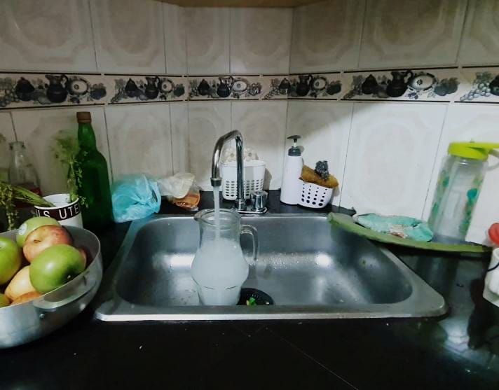 🚰 ¿Porqué abro la llave y el agua sale blanca?