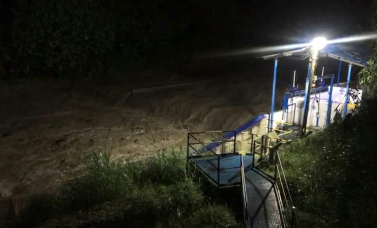 La turbiedad en el río Combeima bajó y se reinició la captación en bocatoma del Ibal