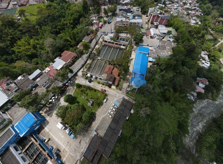 Suministro de agua potable en Ibagué, registra normalidad.