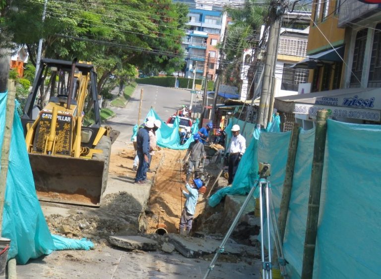 Alcaldía rehabilitará red de acueducto y malla vial en cerca de 120 calles.
