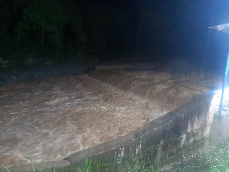 Cerrada la captación de agua en el río Combeima