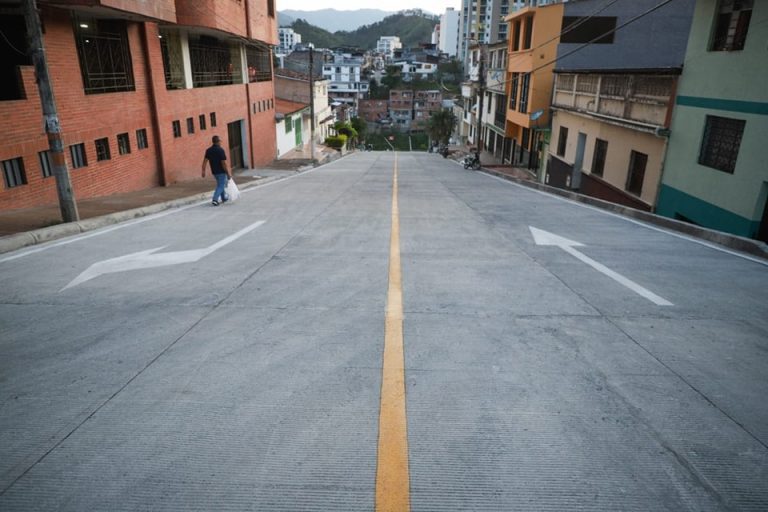 El gobierno ‘Ibagué Vibra’ ha modernizado más de 12 vías en la comuna Dos