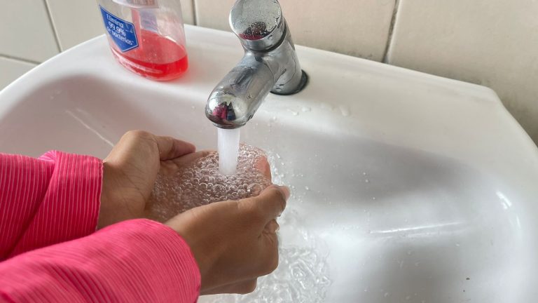 Más del 90% de los usuarios del IBAL gozan de buen servicio de agua