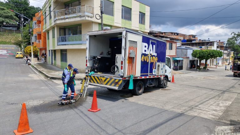 IBAL en tu Barrio’ le cumple a los ibaguereños en la comuna 10