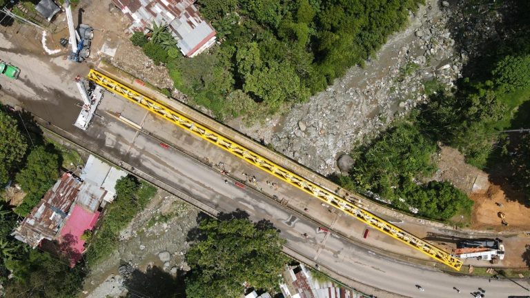 Con alta ingeniería y precisión fue instalado el último viaducto del Segundo Acueducto