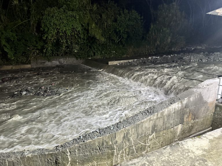 IBAL inició la captación de agua del río Combeima