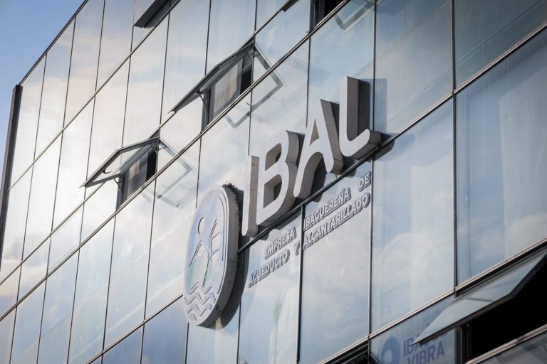 IBAL sancionó por más de 30 años a dos funcionarios de la entidad por actos de corrupción