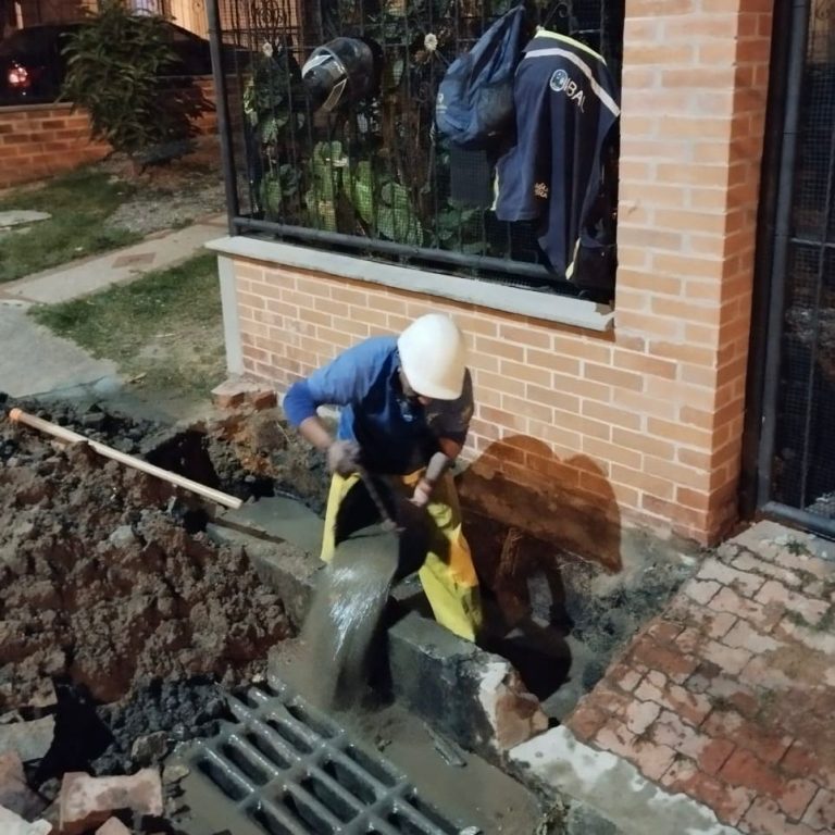 IBAL supera daño en el barrio Calatayud y reanuda suministro de agua