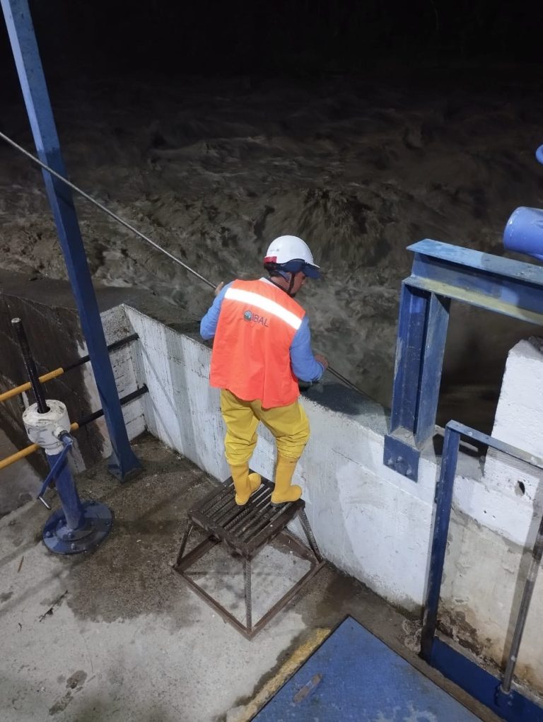IBAL supera emergencia y restablece captación de agua del Combeima