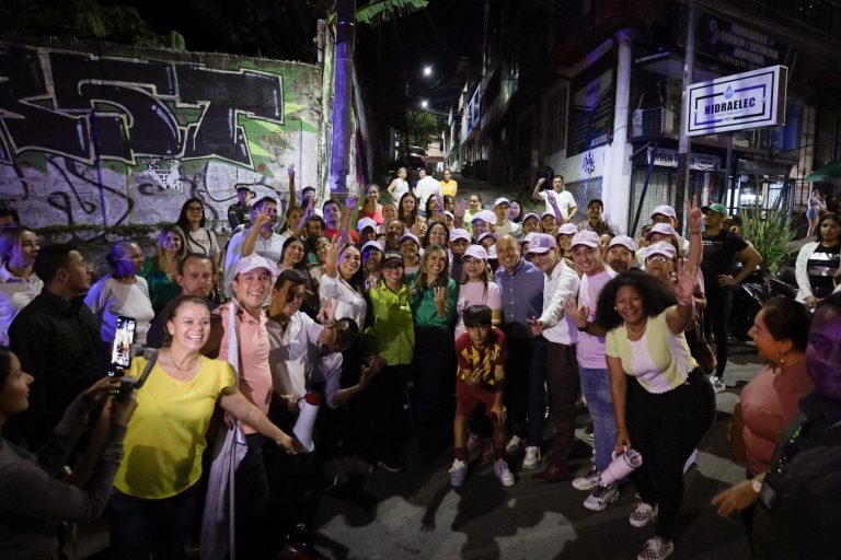 ¡El Gaitán renace! Más de 8.500 habitantes tendrán vías nuevas, alcantarillado y acueducto con el Combo 3×1