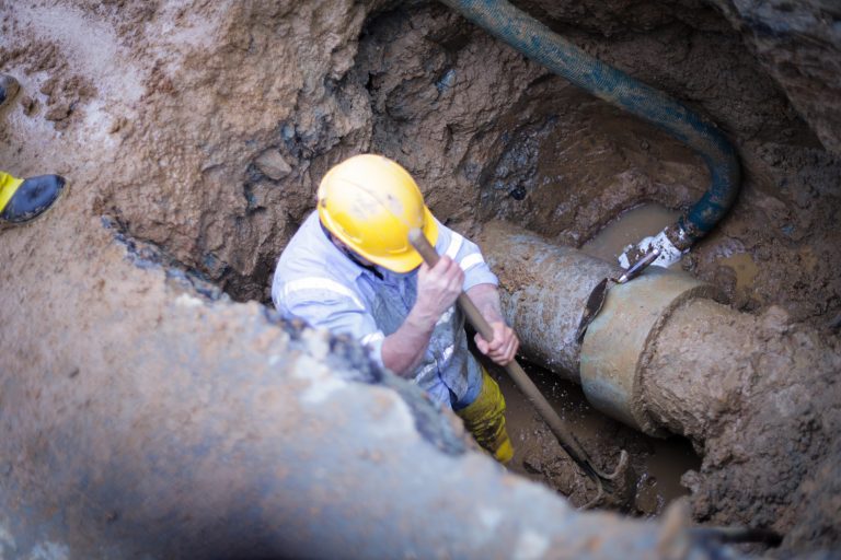 IBAL anuncia interrupciones en el suministro de agua este miércoles por reparaciones en red matriz