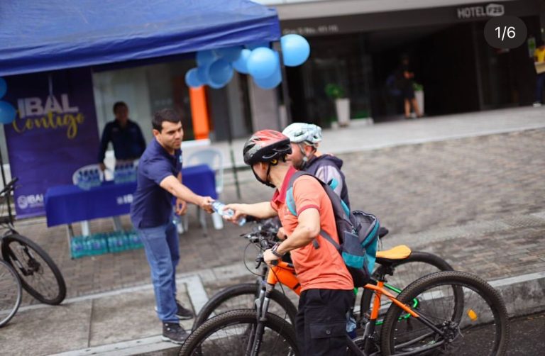 IBAL se une al Día sin Carro y sin Moto con un punto de hidratación para la comunidad