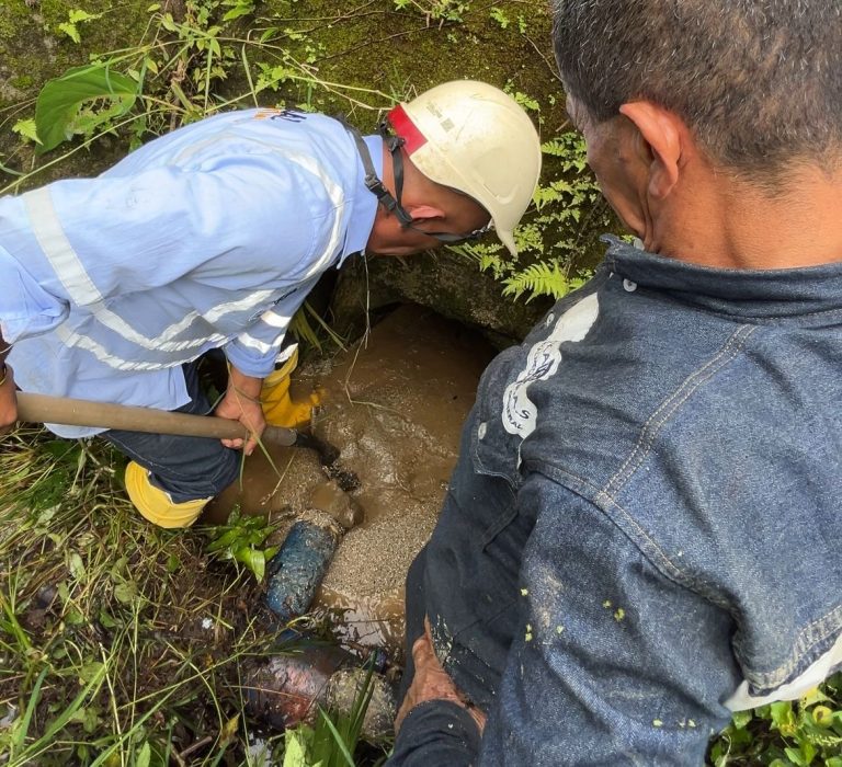 IBAL mantiene abastecimiento de agua en la comuna Siete tras afectaciones por lluvias