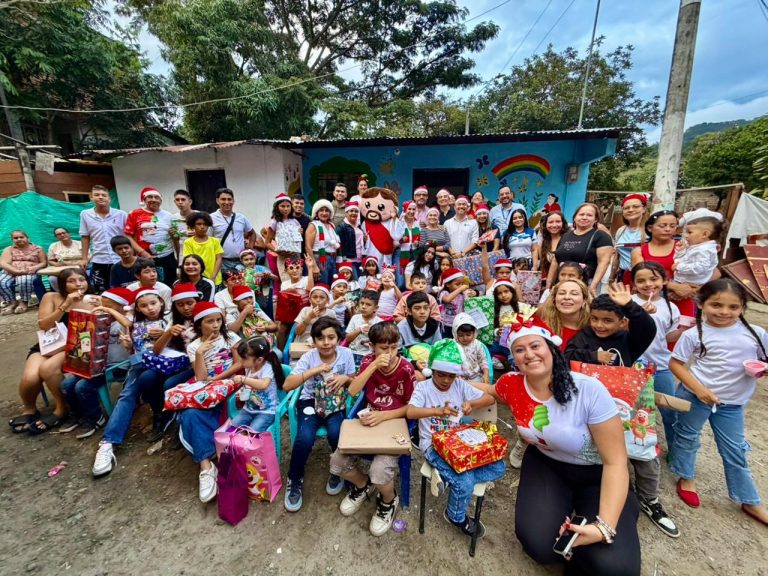 Una Navidad con propósito: IBAL apadrina miles de sonrisas de más de 100 niños de zonas vulnerables de Ibagué
