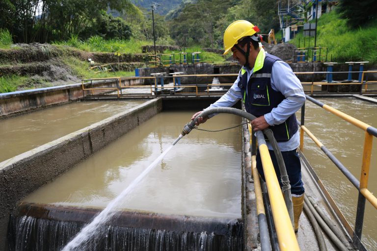 Bocatoma Combeima retoma operación e inicia proceso de normalización del suministro de agua en los hogares de Ibagué