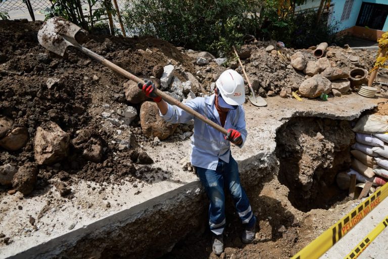 IBAL impulsó renovación de red de alcantarillado en varios puntos del barrio Cañaveral