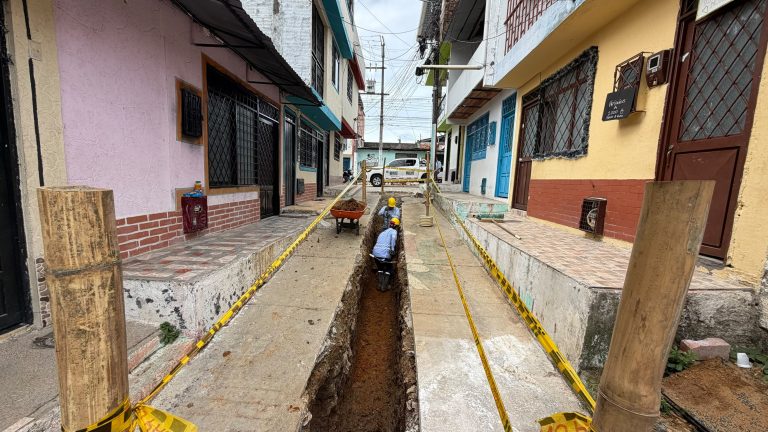 Alcaldía avanza en obras de mejoramiento de red de alcantarillado en 12 sectores de Ibagué